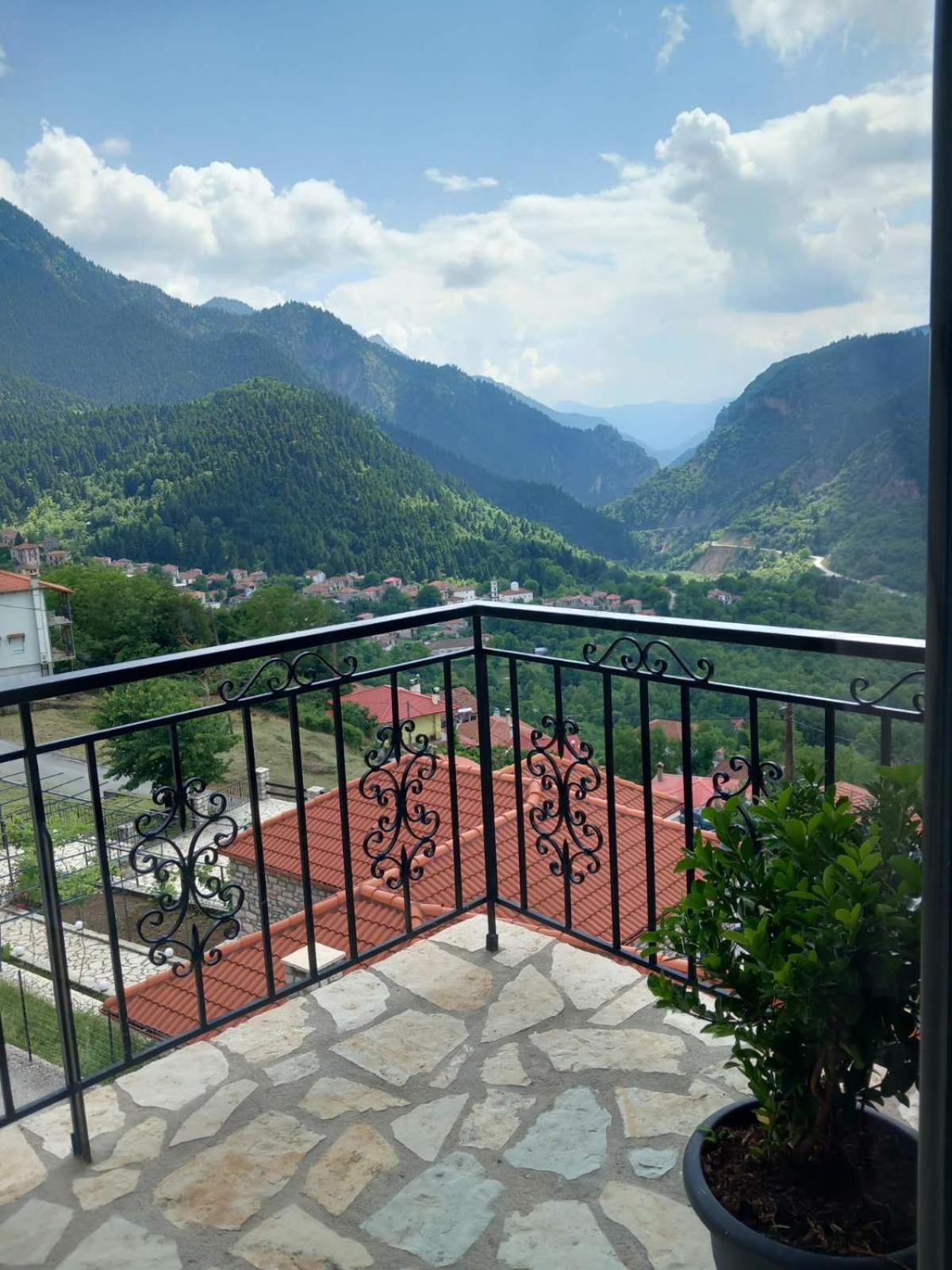 Δωμάτια Με Θέα Mega Chorio Dış mekan fotoğraf